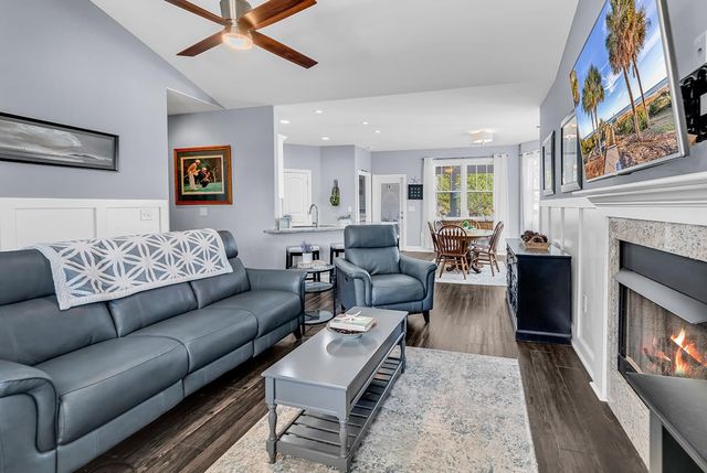 345 Waties Dr., Murrells Inlet, SC 29576