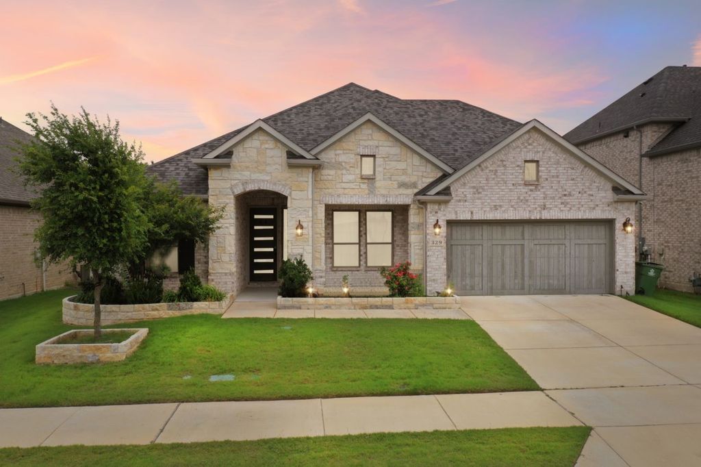 329 Magnolia Street, Oak Point, TX 75068