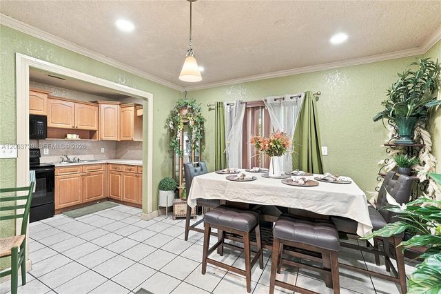 266 SW 7th Ct, Deerfield Beach, FL 33441