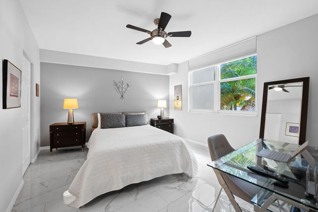 2421 NE 65th Street 313, Fort Lauderdale, FL 33308