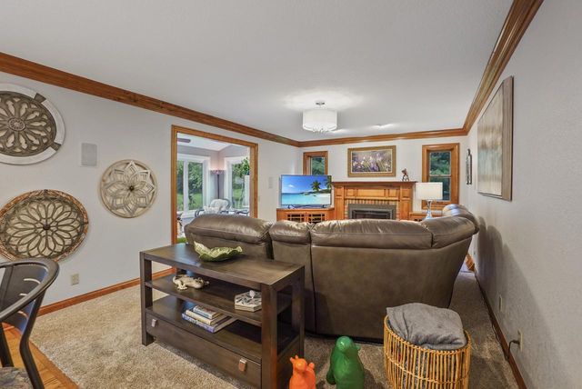 171 Birch ROAD, Delafield, WI 53018