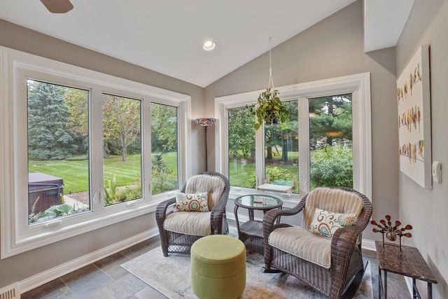 171 Birch ROAD, Delafield, WI 53018