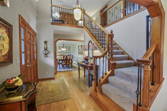 171 Birch ROAD, Delafield, WI 53018