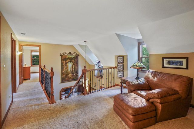 171 Birch ROAD, Delafield, WI 53018