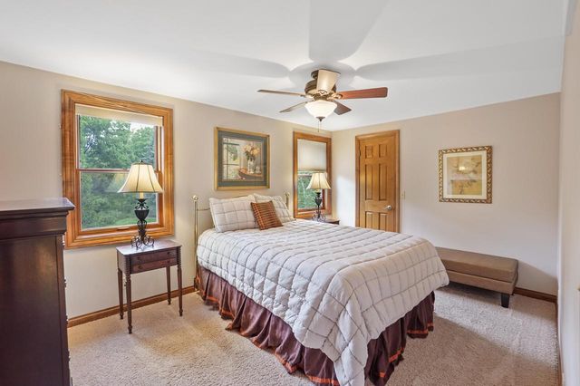 171 Birch ROAD, Delafield, WI 53018