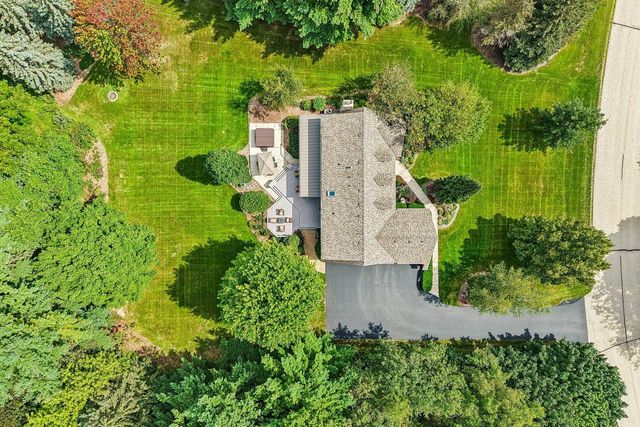 171 Birch ROAD, Delafield, WI 53018