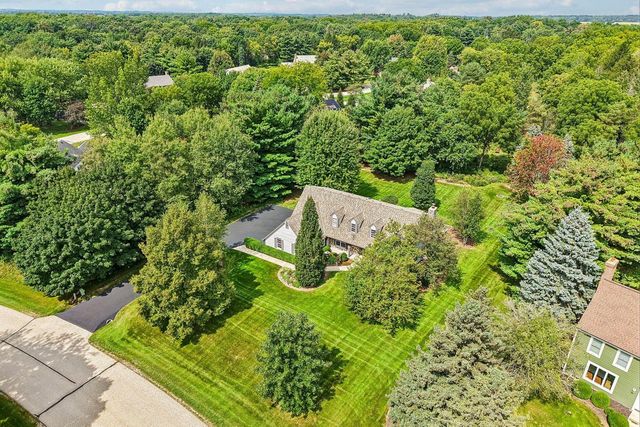 171 Birch ROAD, Delafield, WI 53018