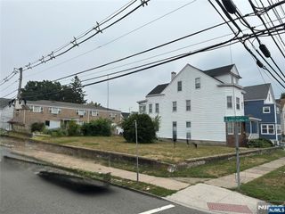 88 Montclair Avenue, Paterson, NJ 07503