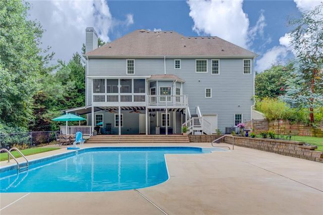 818 Oak Ridge Terrace, Loganville, GA 30052