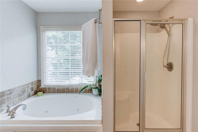 818 Oak Ridge Terrace, Loganville, GA 30052