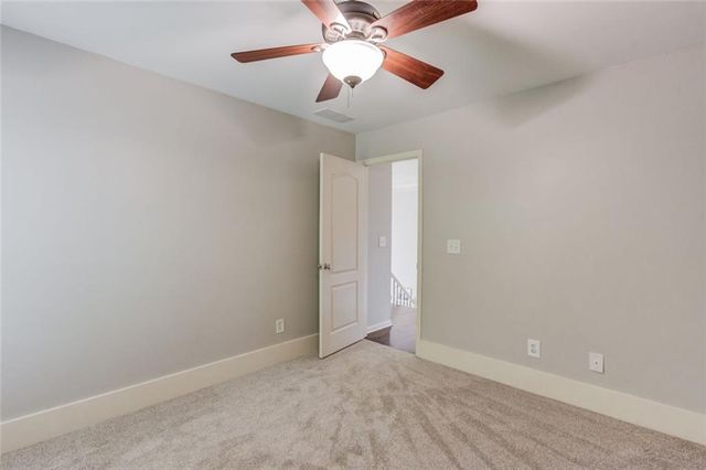 818 Oak Ridge Terrace, Loganville, GA 30052