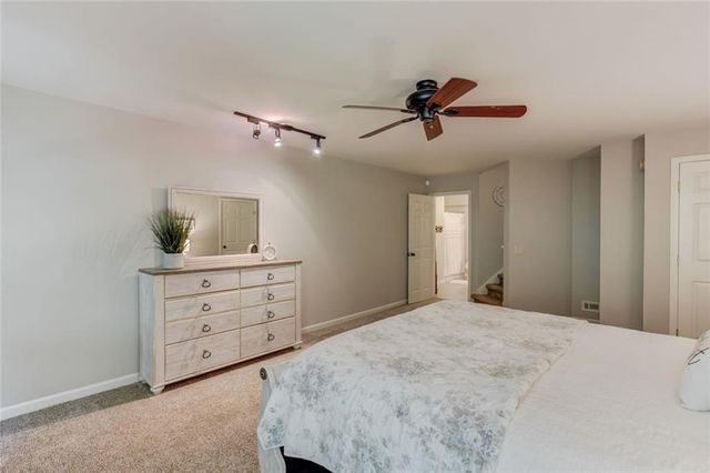 818 Oak Ridge Terrace, Loganville, GA 30052