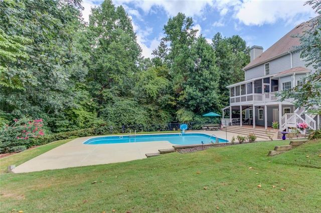 818 Oak Ridge Terrace, Loganville, GA 30052