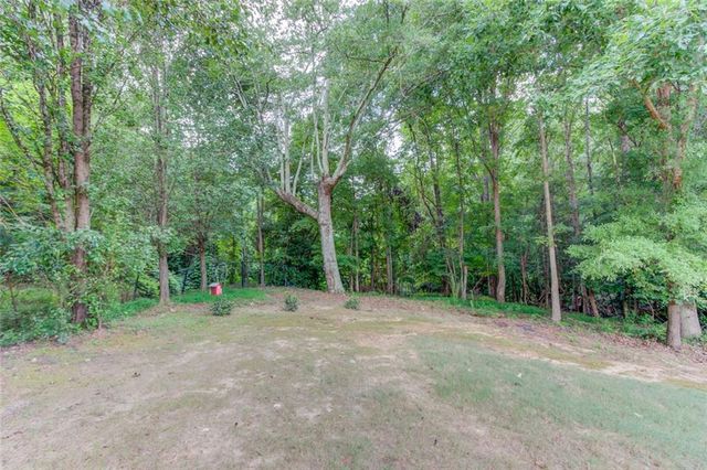 818 Oak Ridge Terrace, Loganville, GA 30052
