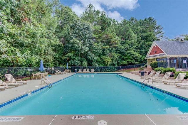 818 Oak Ridge Terrace, Loganville, GA 30052