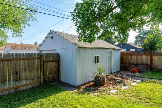 904 E Joseph Ave, Spokane, WA 99208