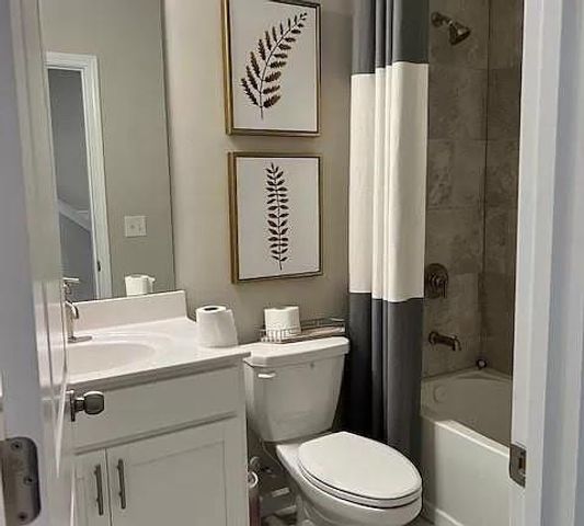 705 Brecklin Lane, Woodstock, GA 30188