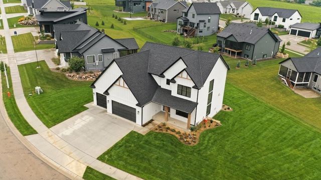 3153 Century Ridge Road NE, Rochester, MN 55906