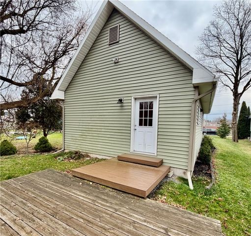 10 Lehigh Avenue, Manchester, NY 14504