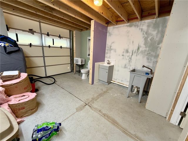 10 Lehigh Avenue, Manchester, NY 14504