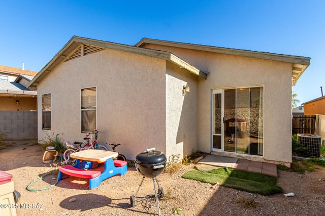 7374 S Messala Court, Tucson, AZ 85746
