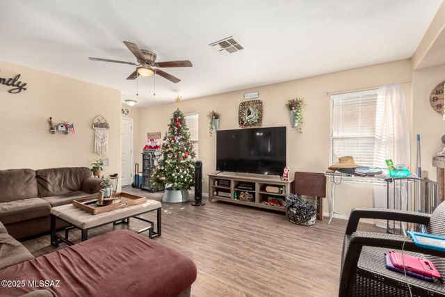 7374 S Messala Court, Tucson, AZ 85746