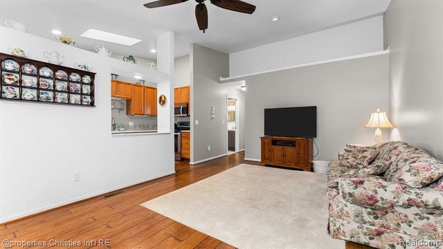 25106 Hamilton Court, South Lyon, IN 47178