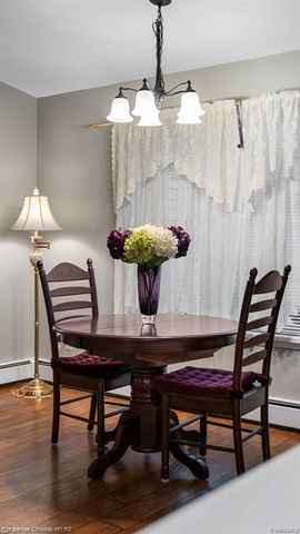 25106 Hamilton Court, South Lyon, IN 47178