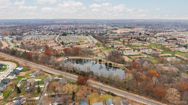 25106 Hamilton Court, South Lyon, IN 47178