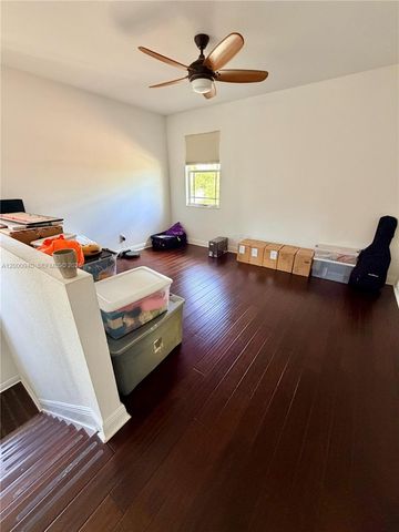 8630 Lakeside Bnd, Parkland, FL 33076