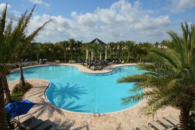 8630 Lakeside Bnd, Parkland, FL 33076