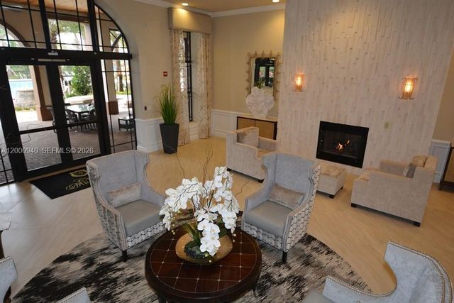 8630 Lakeside Bnd, Parkland, FL 33076