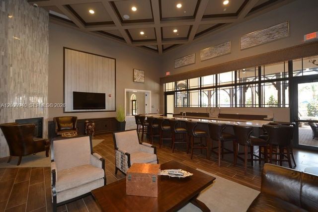 8630 Lakeside Bnd, Parkland, FL 33076