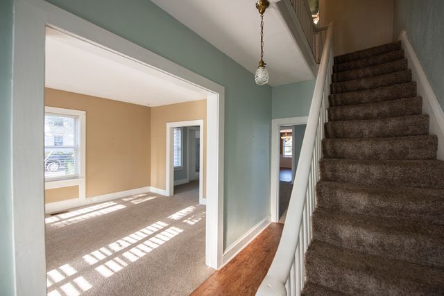 716 Locust Street, Sterling, IL 61081