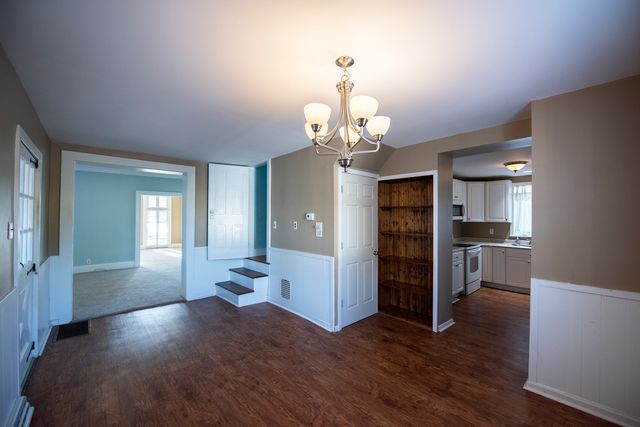 716 Locust Street, Sterling, IL 61081