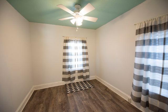 716 Locust Street, Sterling, IL 61081