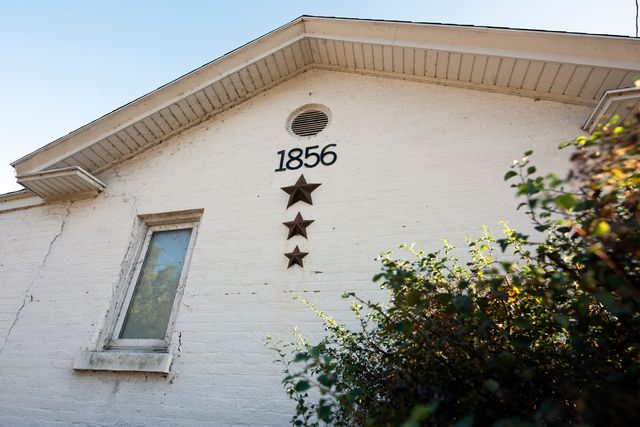 716 Locust Street, Sterling, IL 61081