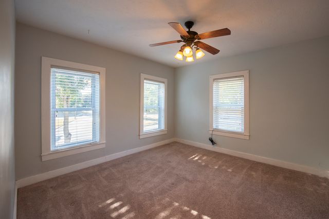 716 Locust Street, Sterling, IL 61081