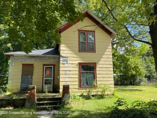 113 S Clinton Street, Charlotte, MI 48813