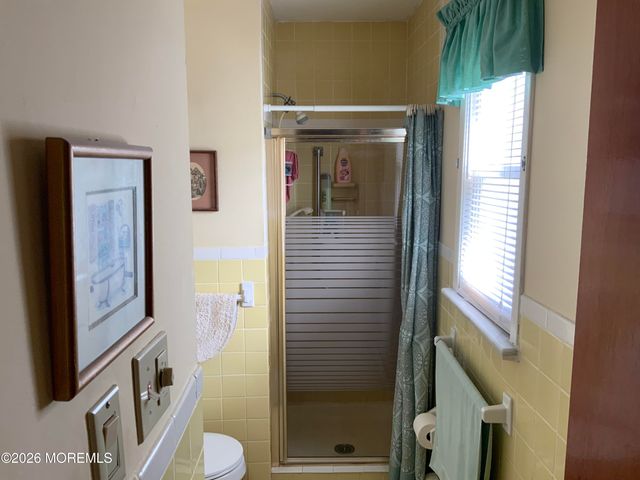 242 Harrington Drive N, Toms River, NJ 08757