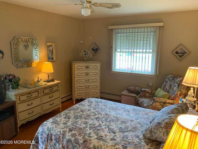242 Harrington Drive N, Toms River, NJ 08757