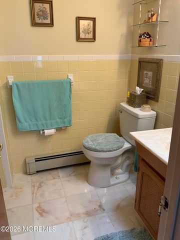 242 Harrington Drive N, Toms River, NJ 08757