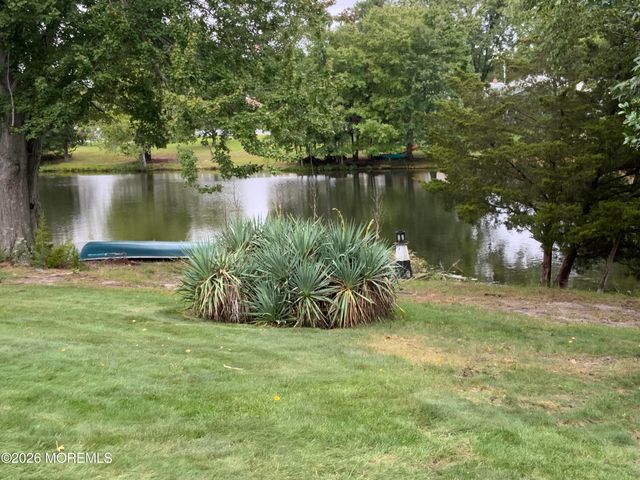 242 Harrington Drive N, Toms River, NJ 08757