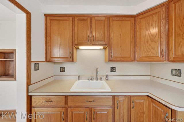 13236 Pullman Street, Southgate, MI 48195