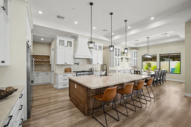 18032 W MONTEBELLO Avenue, Litchfield Park, AZ 85340