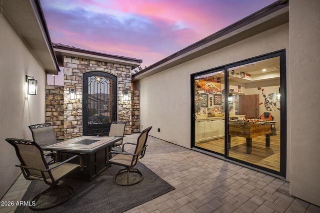 18032 W MONTEBELLO Avenue, Litchfield Park, AZ 85340