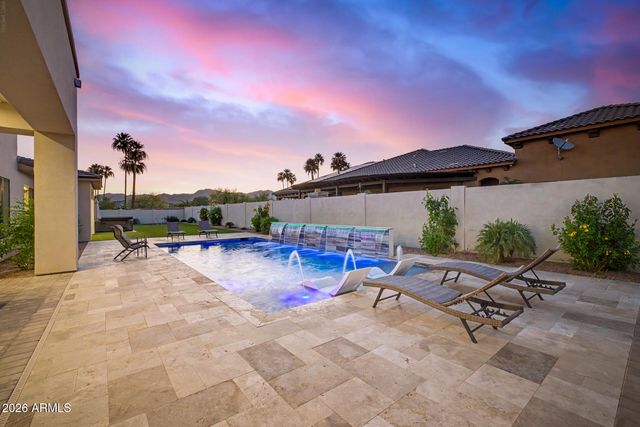18032 W MONTEBELLO Avenue, Litchfield Park, AZ 85340