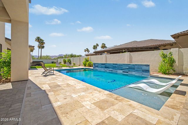 18032 W MONTEBELLO Avenue, Litchfield Park, AZ 85340