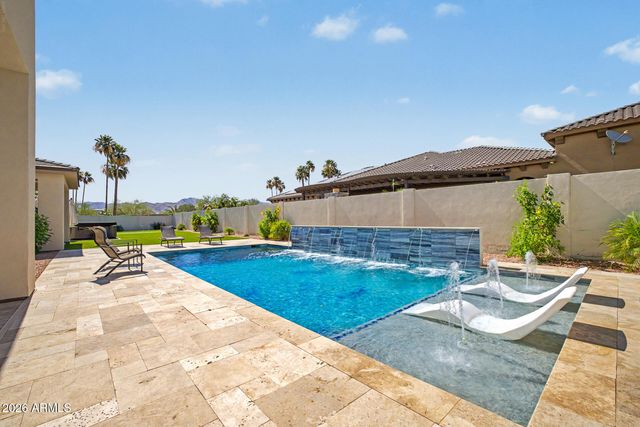 18032 W MONTEBELLO Avenue, Litchfield Park, AZ 85340