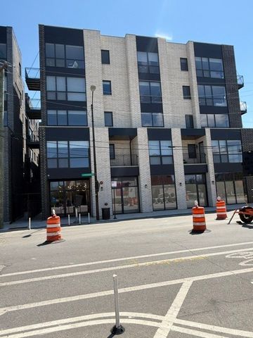 451 E Pershing Road, Chicago, IL 60653